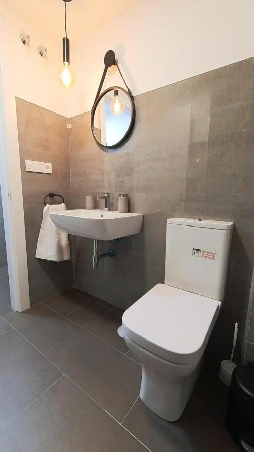 Alojamiento Los Naranjos Piscina Y Parking Gratuito Jaén Buitenkant foto